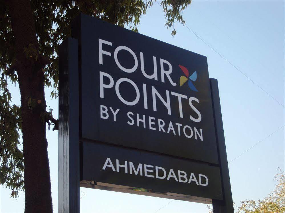 Four Points By Sheraton Ahmedabad Exterior photo
